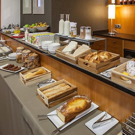 Hotel Yoldi Pamplona Kültér fotó